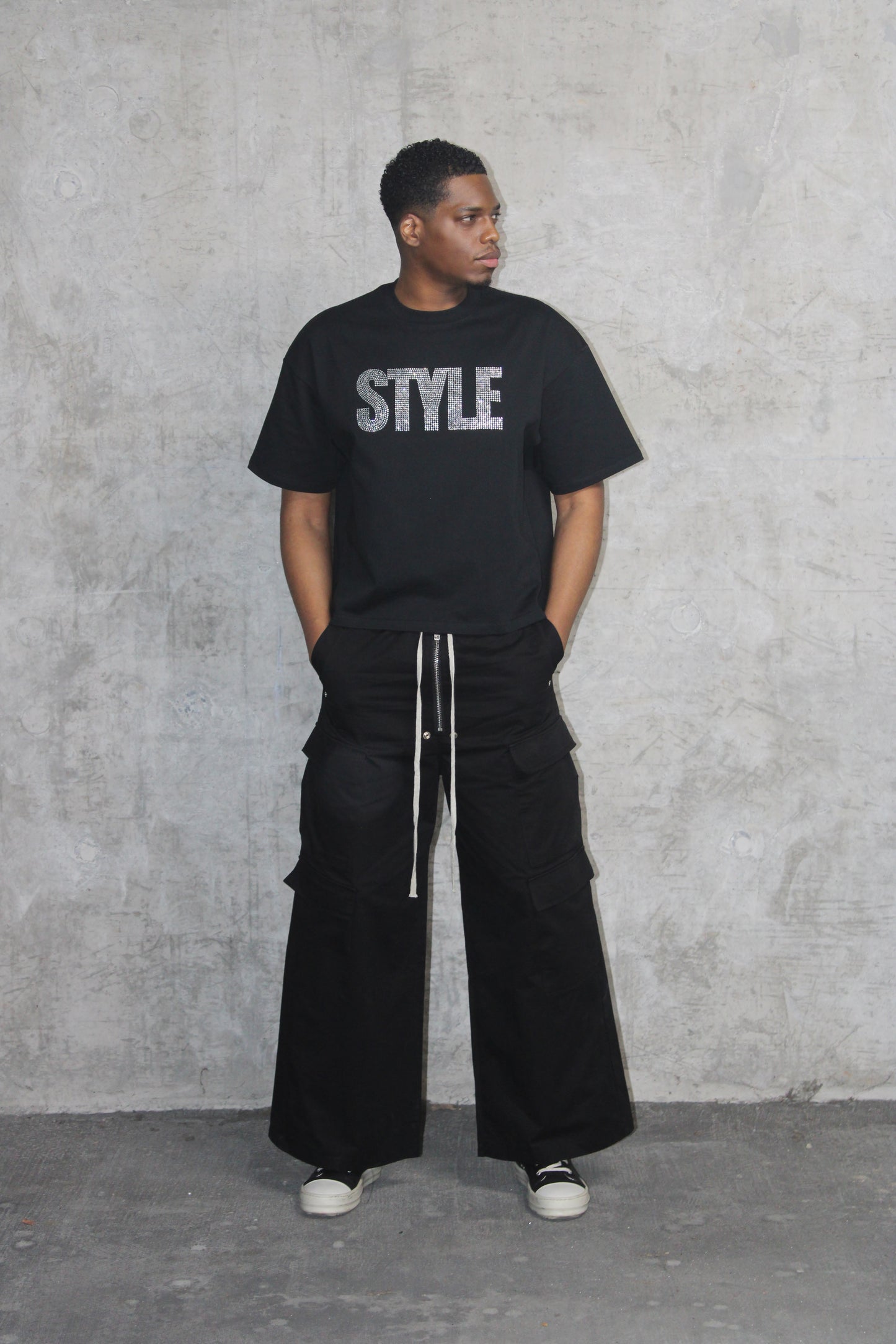 Rhinestone Boxy Cropped T-Shirt - Black